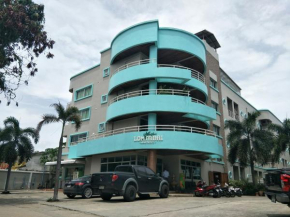 Гостиница Lomsabai Apartments  Saen Suk